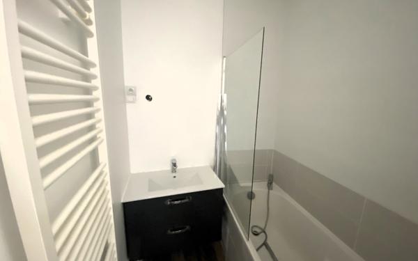 Appartement à vendre    2 pièces • 40 m2 Reims