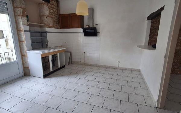 Immeuble à vendre    8 pièces •  Périgueux