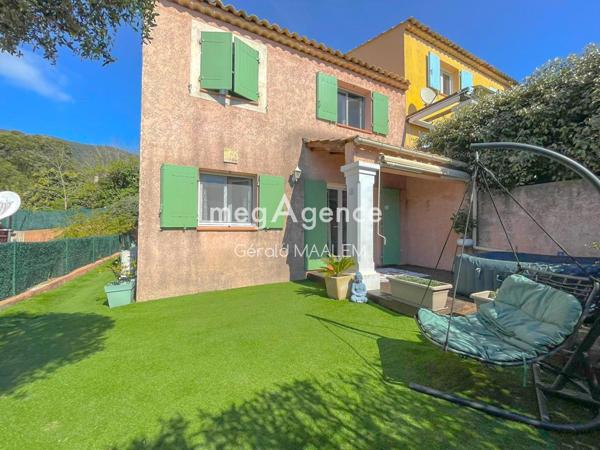 Maison à CAVALAIRE-SUR-MER, 83240 - 5 pièces 90m²