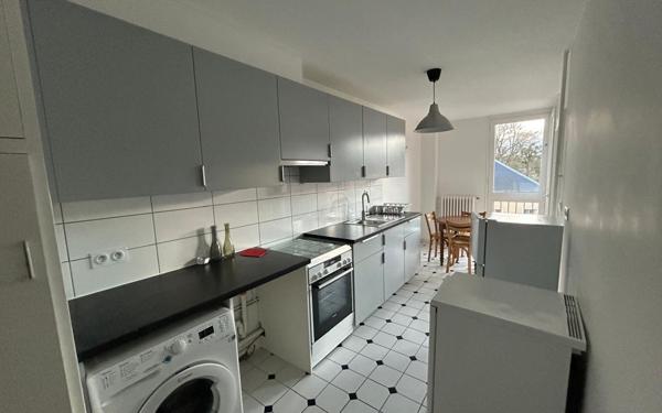 Appartement à vendre    5 pièces • 110 m2 Versailles