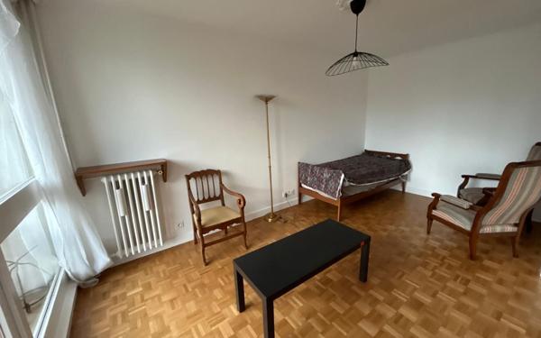 Appartement à vendre    5 pièces • 110 m2 Versailles