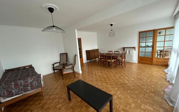 Appartement à vendre    5 pièces • 110 m2 Versailles