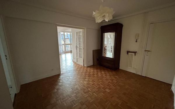 Appartement à vendre    5 pièces • 110 m2 Versailles