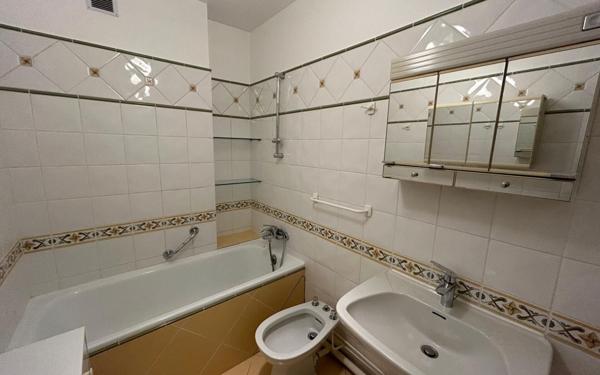 Appartement à vendre    5 pièces • 110 m2 Versailles