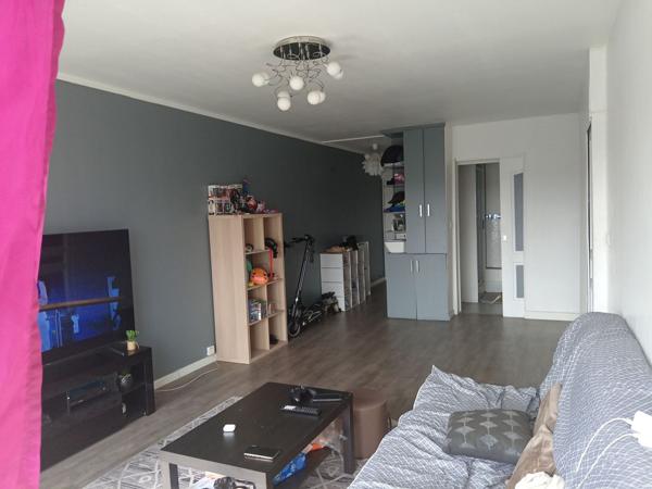 Vente Appartement63 m² - 3 Pièces - CENON (33150)