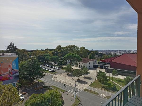 Vente Appartement63 m² - 3 Pièces - CENON (33150)