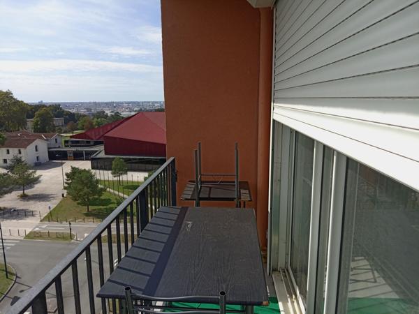 Vente Appartement63 m² - 3 Pièces - CENON (33150)