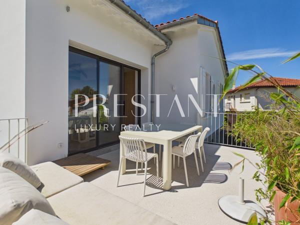 Elégante maison familiale rénovée par architecte – Volumes, lumière, ANGLET