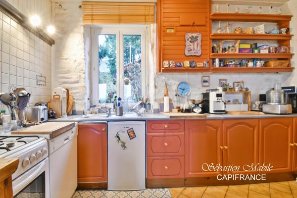 Maison en pierre à vendre 7 pièces à Pleine-Fougères (35) en Baie du Mont Saint Michel - terrain de 4200 M²