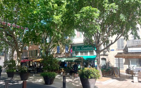 Immeuble à vendre    6 pièces • 96,90 m2 La Valette-du-Var