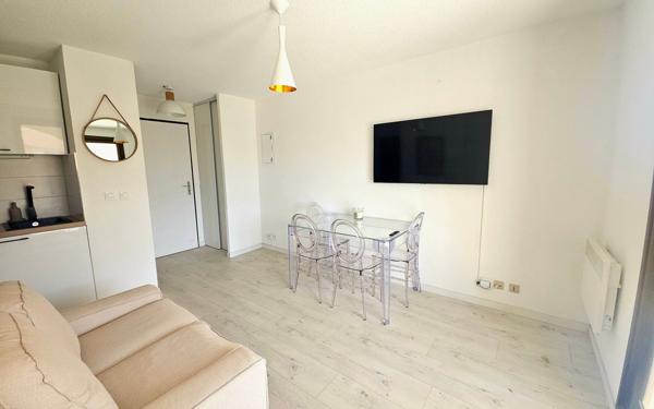 Appartement à vendre    2 pièces • 24 m2 Six-Fours-les-Plages