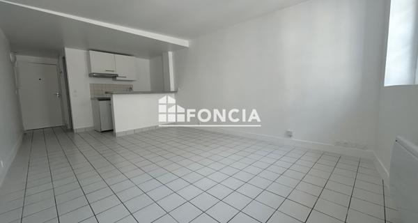 Location Studio 24.63 m² - Saint-germain-en-laye 78100