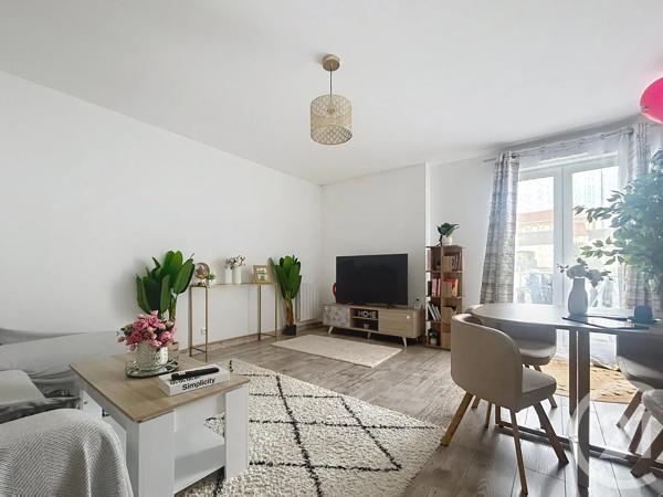 Appartement F3 à vendre  3 pièces - 62,44 m 2   MELUN  - 77