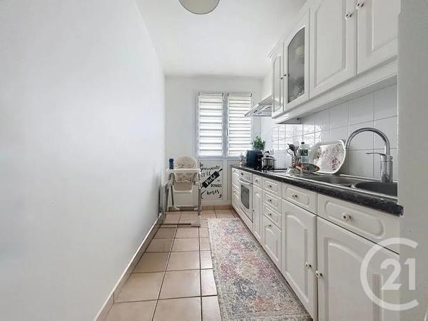 Appartement F3 à vendre  3 pièces - 62,44 m 2   MELUN  - 77