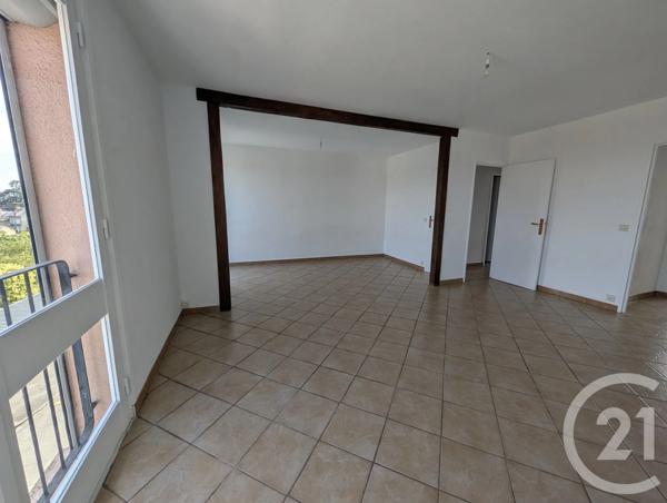 Appartement T3 à vendre  3 pièces - 66 m 2   CHATEAUROUX  - 36
