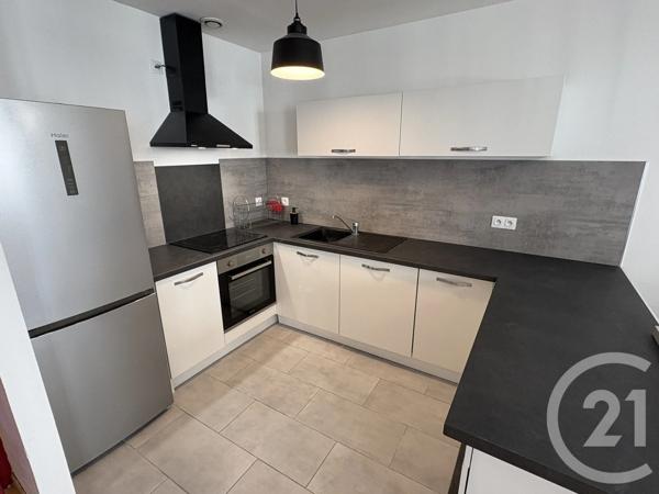 Appartement T3 à vendre  3 pièces - 66 m 2   CHATEAUROUX  - 36