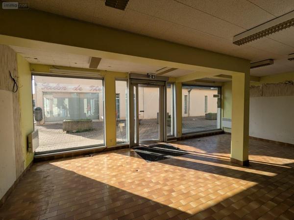 Local commercial à louer à Nogent-le-Rotrou dans l'Eure-et-Loir (28400), ref : 11247/272   
Plateau-St-Jean