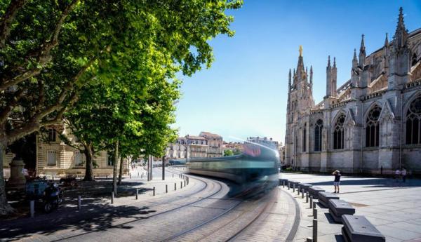 Local commercial de 70 m² à louer à Bordeaux