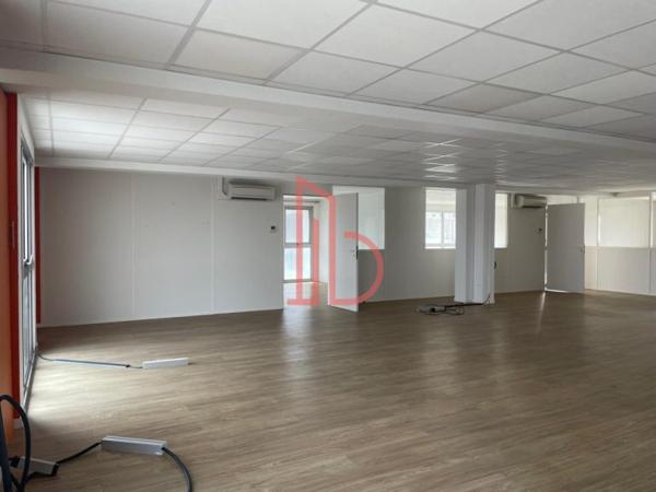 Bureau de 273 m² à louer à Bordeaux Chartrons