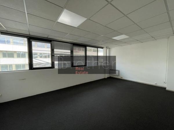 Bureau de 520 m² à louer à Bordeaux Ouest-Merignac