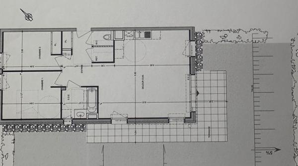 SAINT-JORIOZ  BEL APPARTEMENT TRAVERSANT 3 PIÈCES EN REZ-DE-JARDIN AVEC TERRASSE ET JARDIN PRIVATIF