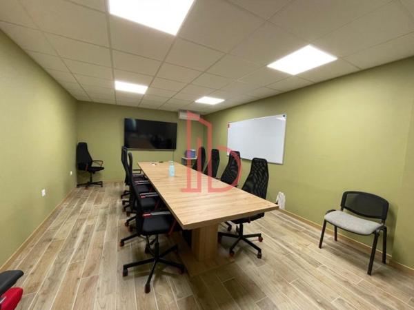 Bureau de 327 m² à louer à Bordeaux Sud-Ouest