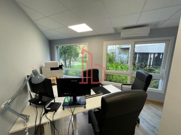 Bureau de 327 m² à louer à Bordeaux Sud-Ouest