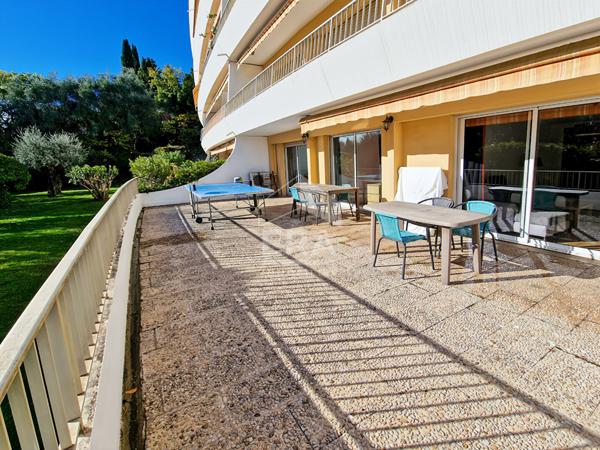 APPARTEMENT DE TYPE 5 PIECES