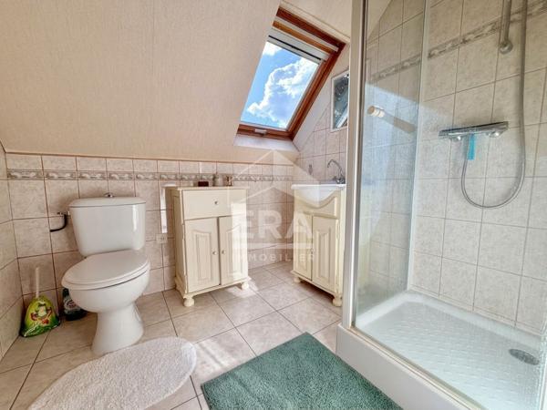 MAISON 8 PIÈCES 140 M² NAINVILLE LES ROCHES, GRAND JARDIN ET ESPACE POUR TOUTE LA FAMILLE