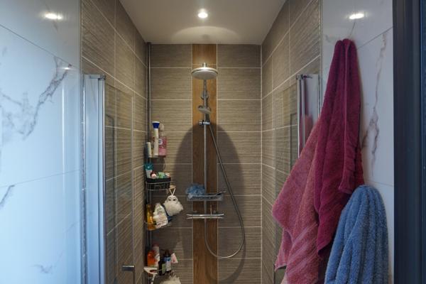 Maison récente de plein pied au calme en excellent état.