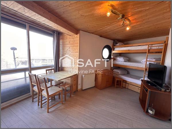 STUDIO centre station