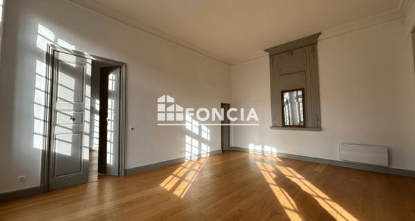 Location Appartement 3 pièces 74.99 m² - Cavaillon 84300