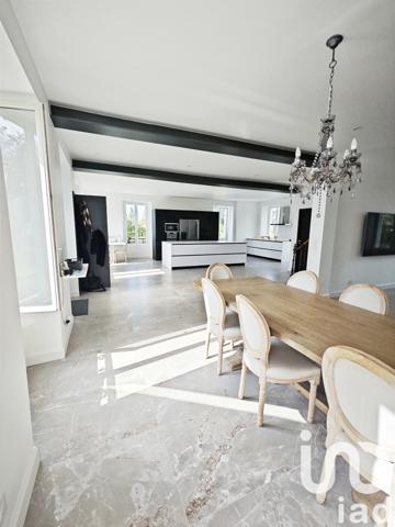 Maison à vendre 6 pièces 215 m² Champs-sur-Yonne