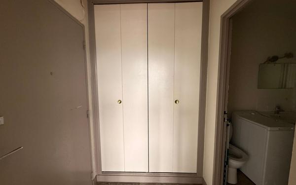 Appartement à vendre    1 pièce •  Limoges