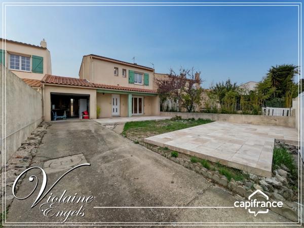 Maison avec piscine couverte et garage – Narbonne secteur résidentiel
