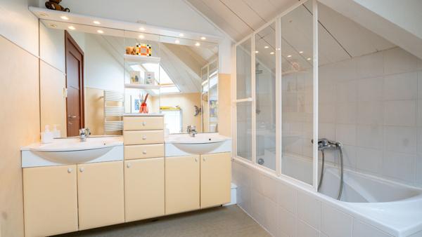 Élégante maison familiale avec vue Salève ? Beaumont