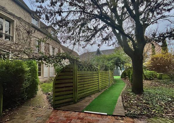 Vente Appartement 6 pièces 239 m2 à Chartres