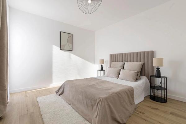 MAISON CONTEMPORAINE - 155 m² - SURZUR