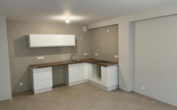 Appartement à louer    3 pièces • 66,38 m2 Bourg-en-Bresse