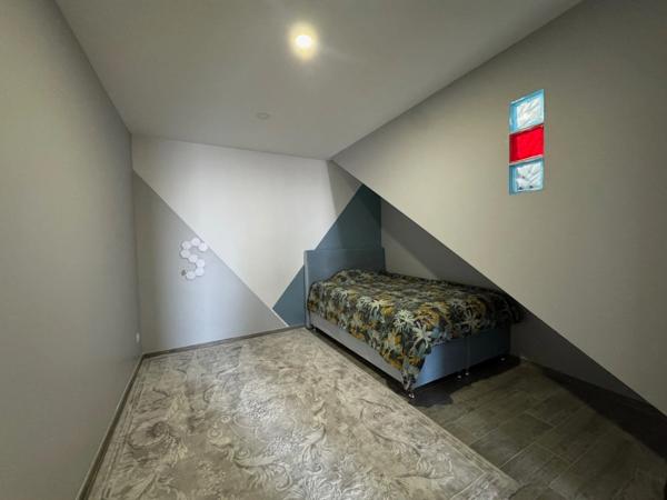 Maison à vendre 7 pièces ALES (30)