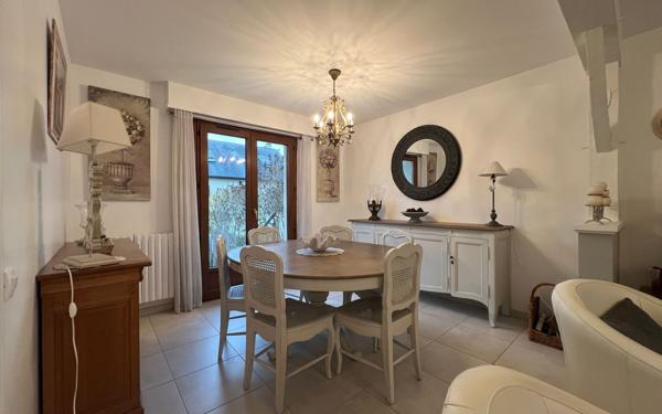 Maison à vendre    5 pièces •  Ormesson-sur-Marne