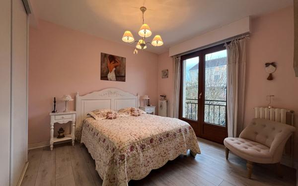 Maison à vendre    5 pièces •  Ormesson-sur-Marne