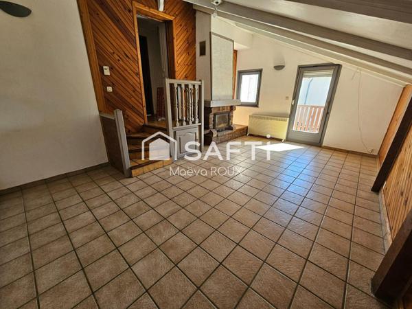 Petite maison cosy avec petit extérieur