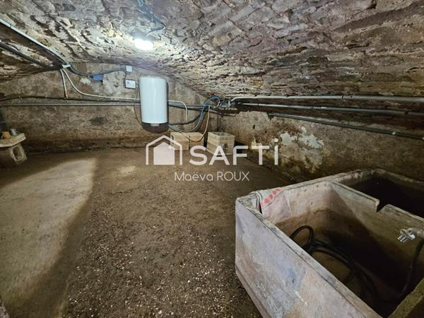 Petite maison cosy avec petit extérieur