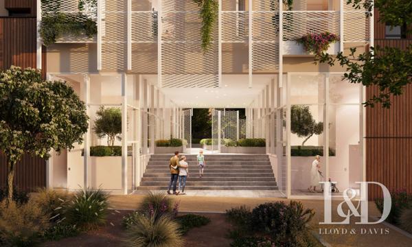 Quartier Port Marianne T4 traversant étage élevé