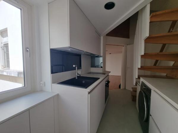 APPARTEMENT T3 A LOUER - LYON 2EME ARRONDISSEMENT Bellecour-Sala 65.03 m 2 1 250 € charges comprises par mois