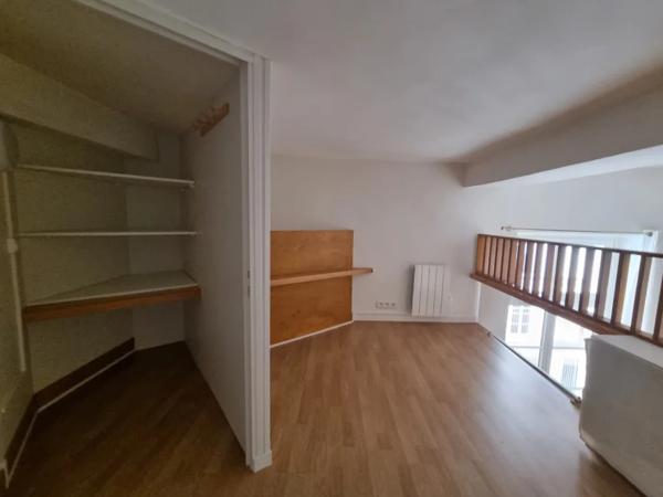 APPARTEMENT T3 A LOUER - LYON 2EME ARRONDISSEMENT Bellecour-Sala 65.03 m 2 1 250 € charges comprises par mois