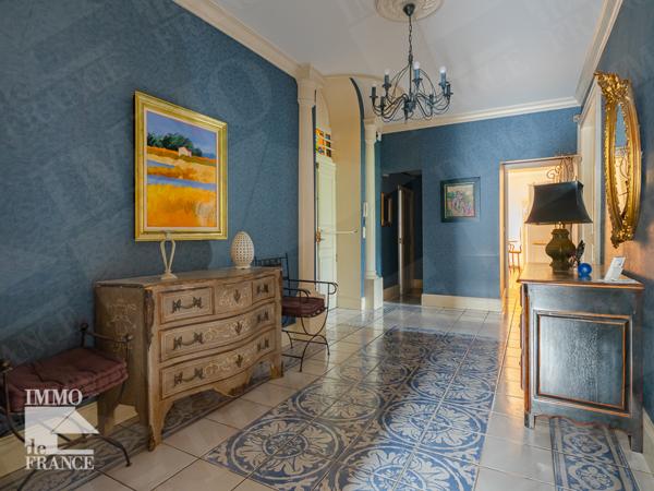 Appartement Bourg En Bresse 9 pièce(s) 224 m2