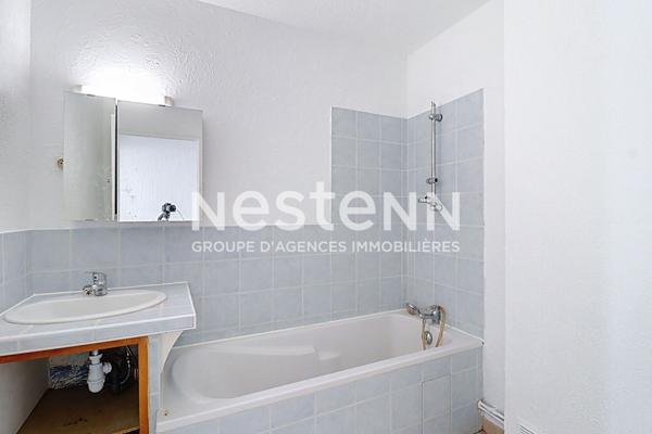 A VENDRE DRAGUIGNAN Appartement 60 m² 2 chambres CAVE