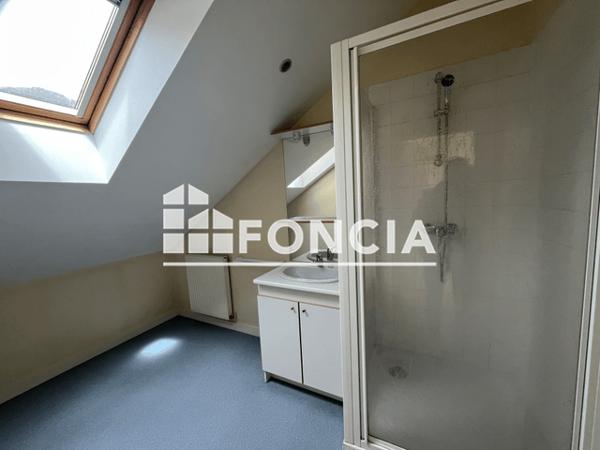 Location Studio 23.58 m² - 8 RUE DES RUISSEAUX Laval 53000